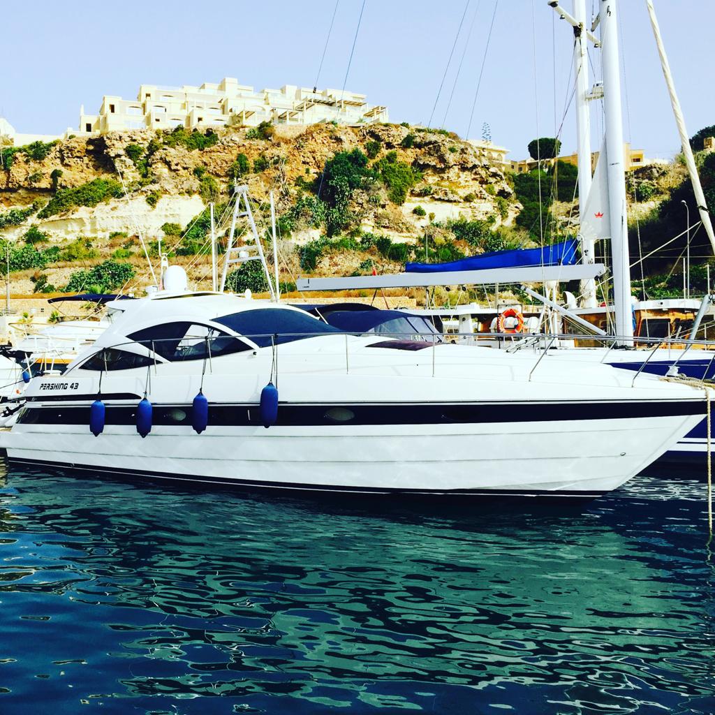 Foto Pershing 43'